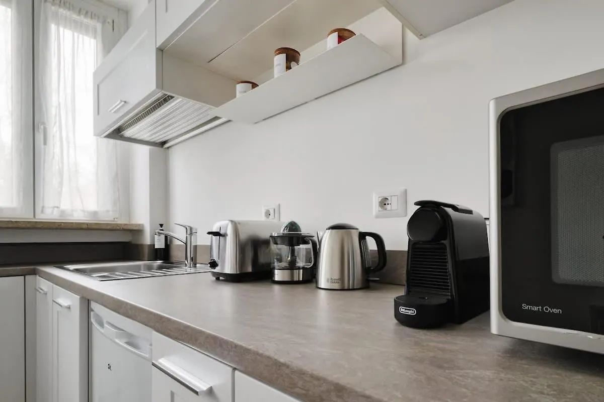 Апартаменты Oasis Suite - Subway 50 Meters Just 5 Minutes From Duomo Милан