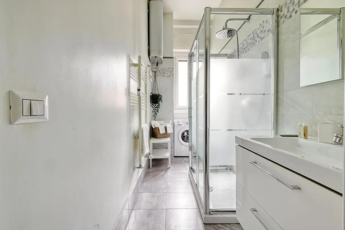 Апартаменты Oasis Suite - Subway 50 Meters Just 5 Minutes From Duomo Милан