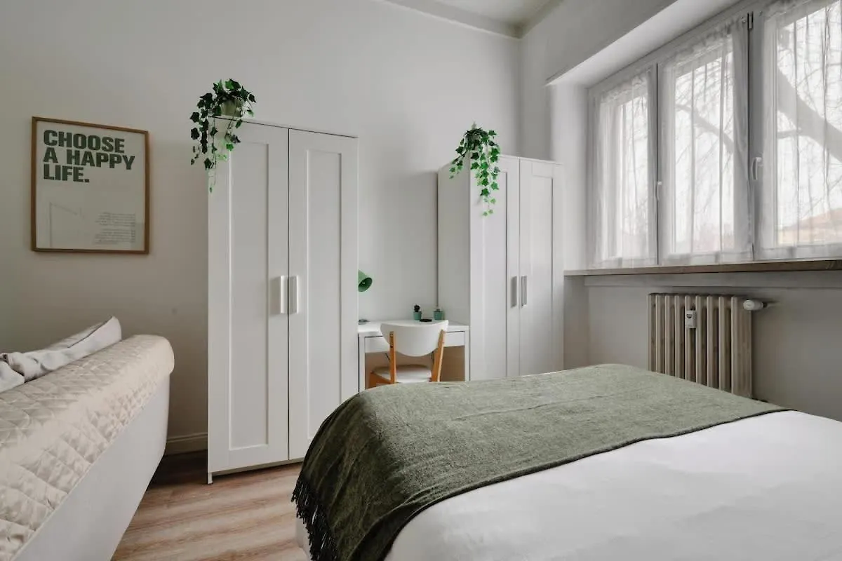 Oasis Suite - Subway 50 Meters Just 5 Minutes From Duomo Милан Апартаменты
