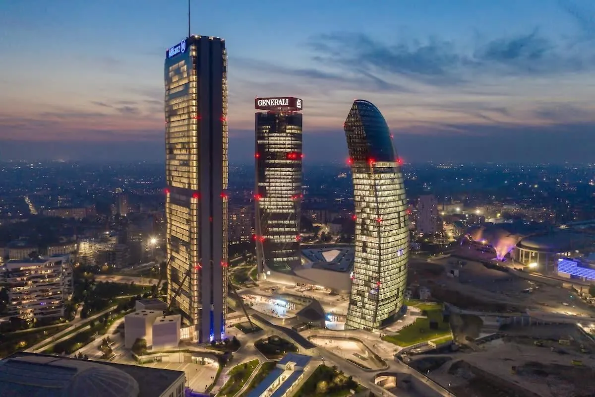 Oasis Suite - Subway 50 Meters Just 5 Minutes From Duomo Милан Апартаменты